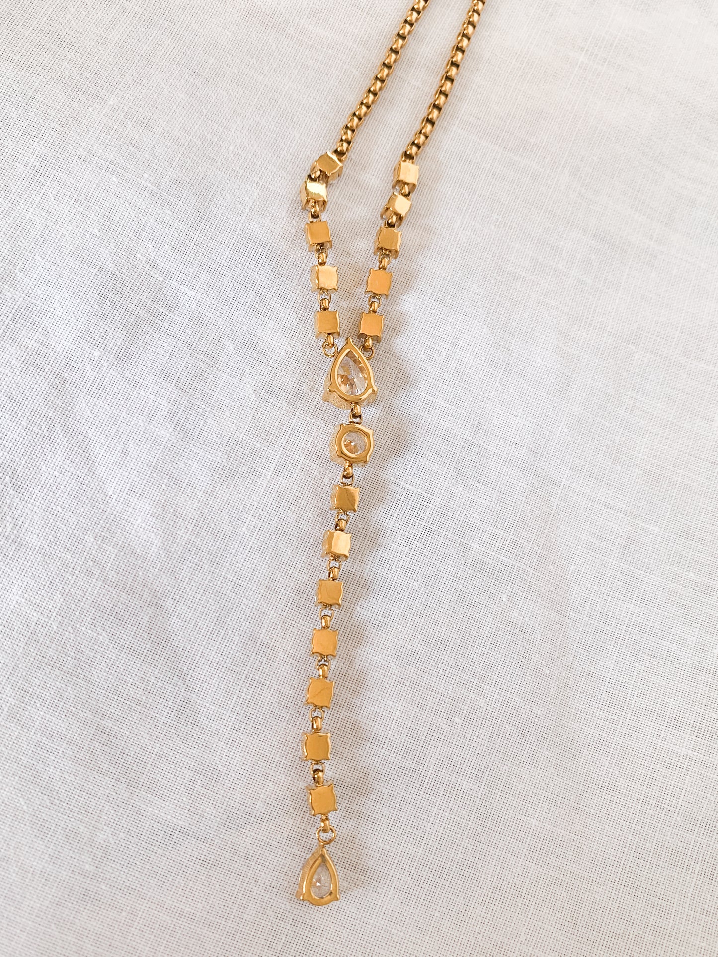 Dew - Y shape necklace